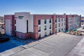 Comfort Suites Colorado Springs East - Medical Center Area