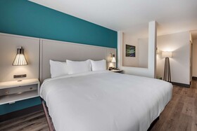 Comfort Suites Colorado Springs East - Medical Center Area