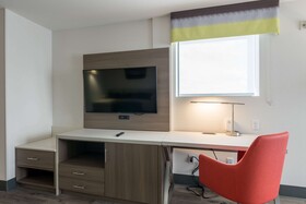 Comfort Suites Colorado Springs East - Medical Center Area