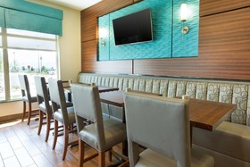 Drury Inn & Suites Colorado Springs