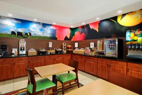 Fairfield Inn by Marriott Colorado Springs South