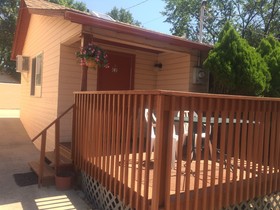 Garden of the Gods Motel