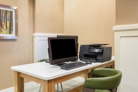 Holiday Inn Colorado Springs Airport