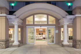 Holiday Inn Colorado Springs Airport