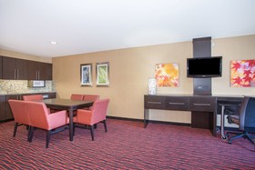 Holiday Inn Colorado Springs Airport