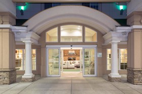 Holiday Inn Colorado Springs Airport
