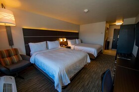 Holiday Inn Express & Suites Colorado Springs AFA Northgate