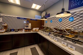 Holiday Inn Express & Suites Colorado Springs AFA Northgate