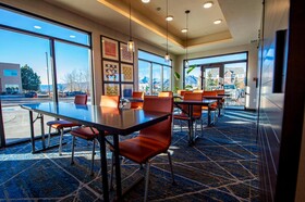 Holiday Inn Express & Suites Colorado Springs AFA Northgate