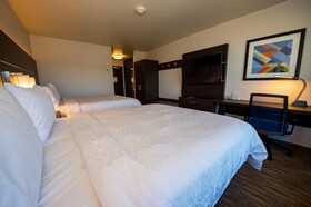 Holiday Inn Express & Suites Colorado Springs AFA Northgate