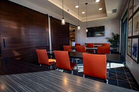 Holiday Inn Express & Suites Colorado Springs AFA Northgate