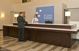 Holiday Inn Express & Suites Colorado Springs Central