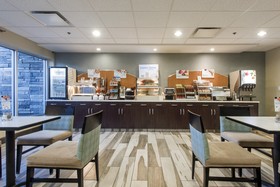 Holiday Inn Express & Suites Colorado Springs Central