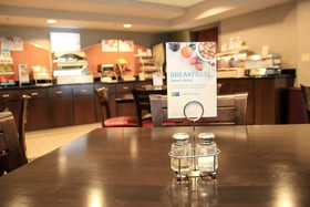 Holiday Inn Express Colorado Springs Airport