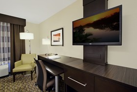 Holiday Inn Express Hotel & Suites Colorado Springs - First & Main