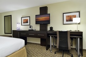 Holiday Inn Express Hotel & Suites Colorado Springs - First & Main
