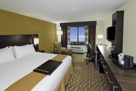 Holiday Inn Express Hotel & Suites Colorado Springs - First & Main