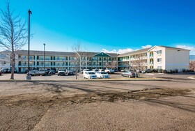 HomeTowne Studios Colorado Springs - Airport