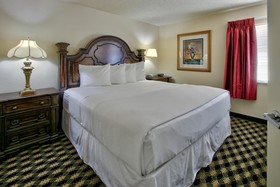 MCM Eleganté Suites