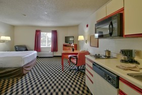 MCM Eleganté Suites