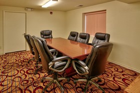 MCM Eleganté Suites
