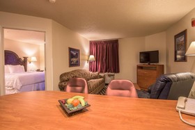 MCM Eleganté Suites