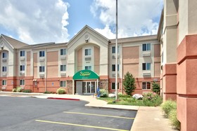 MCM Eleganté Suites