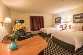 MCM Eleganté Suites