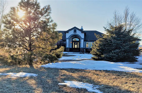 Peak Valley Manor, a Premier Bed & Breakfast