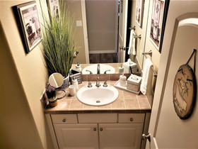 Peak Valley Manor, a Premier Bed & Breakfast