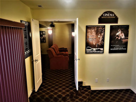 Peak Valley Manor, a Premier Bed & Breakfast
