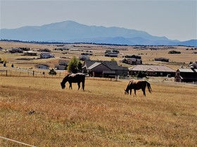 Peak Valley Manor, a Premier Bed & Breakfast