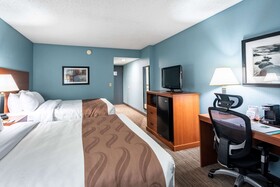 Quality Inn & Suites Garden of the Gods