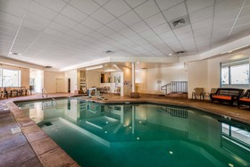 Quality Suites Downtown
