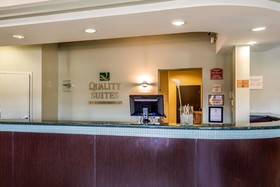 Quality Suites Downtown