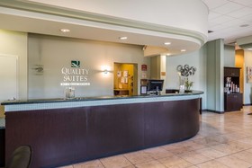 Quality Suites Downtown