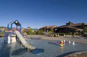 Flying Horse Resort & Club