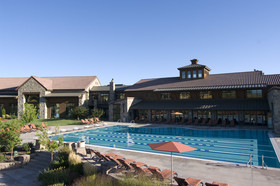 Flying Horse Resort & Club
