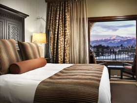 Flying Horse Resort & Club