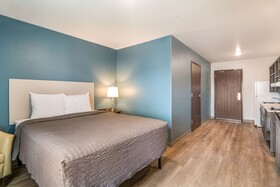 WoodSpring Suites Colorado Springs North InterQuest Commons
