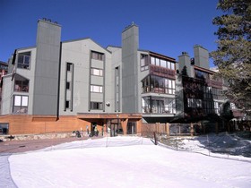Copper Mountain Resort by Rocky Mountain Resort Management