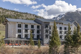 Cambria Hotel Copper Mountain