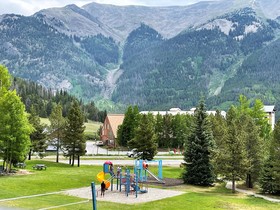 Cambria Hotel Copper Mountain