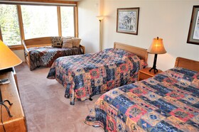 Summit 2 Br condo by RedAwning