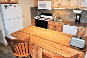 Summit 2 Br condo by RedAwning