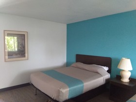 American Holiday Mesa Verde Inn