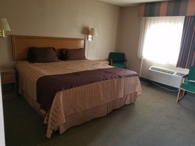 American Holiday Mesa Verde Inn