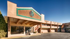 Best Western Turquoise Inn & Suites