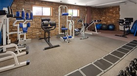 Best Western Plus Deer Park Hotel and Suites