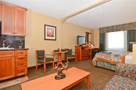 Best Western Plus Deer Park Hotel and Suites